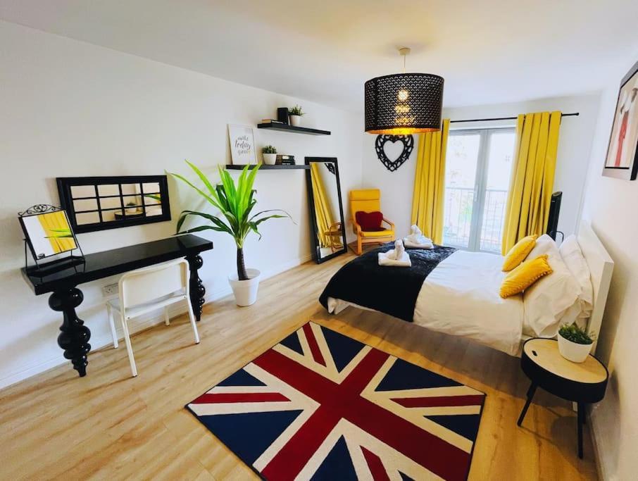 Bristol City Stays - 1 Bed - Pembroke Court Екстер'єр фото